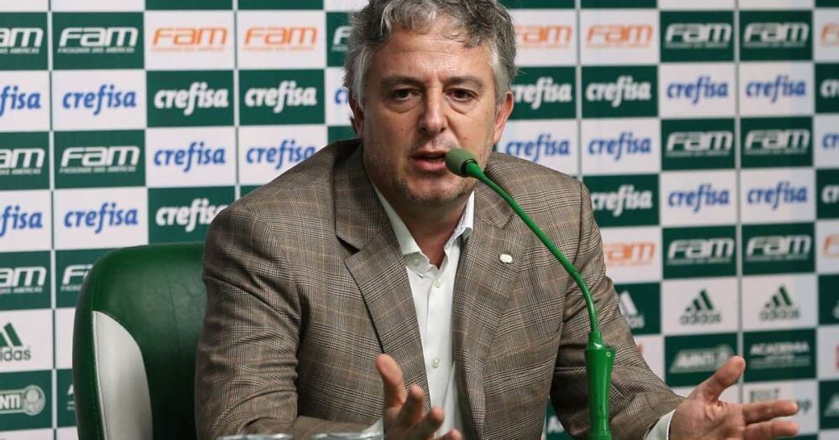 Ex-presidente do Palmeiras desacredita Jhon Textor por acusações de arbitragem: 