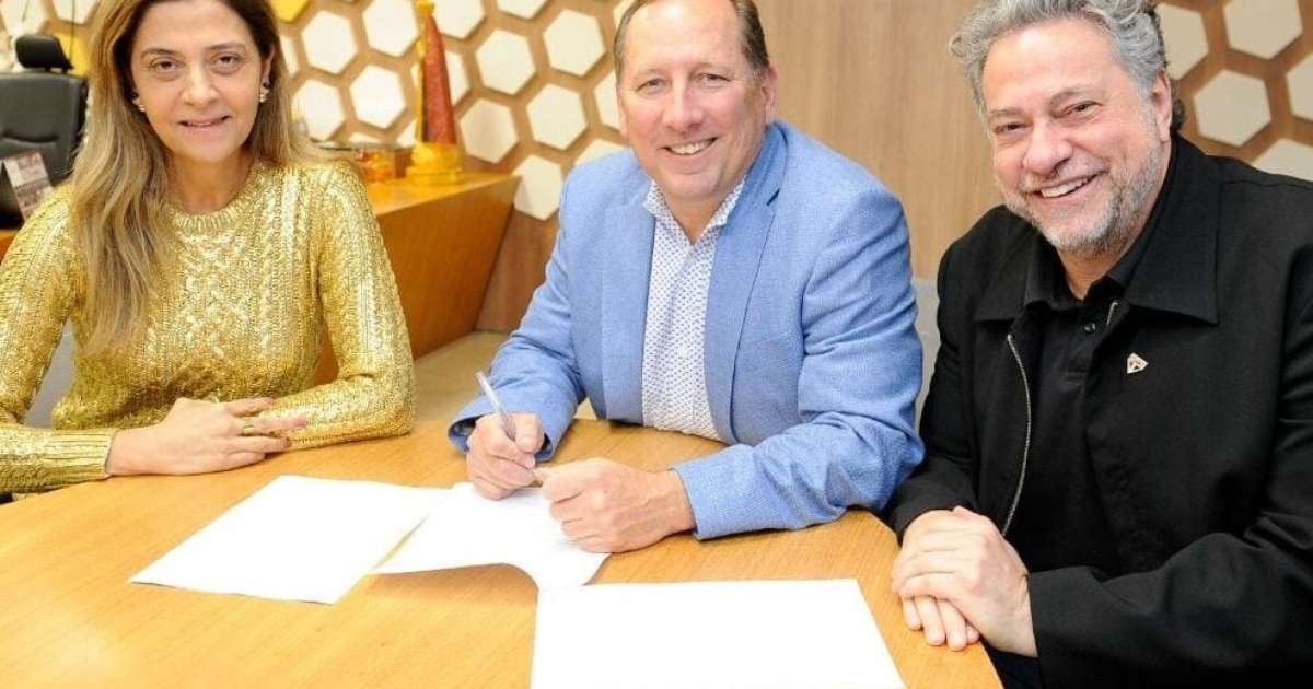 Palmeiras desqualifica Textor, proprietário do Botafogo, e repudia acusações bizarras.