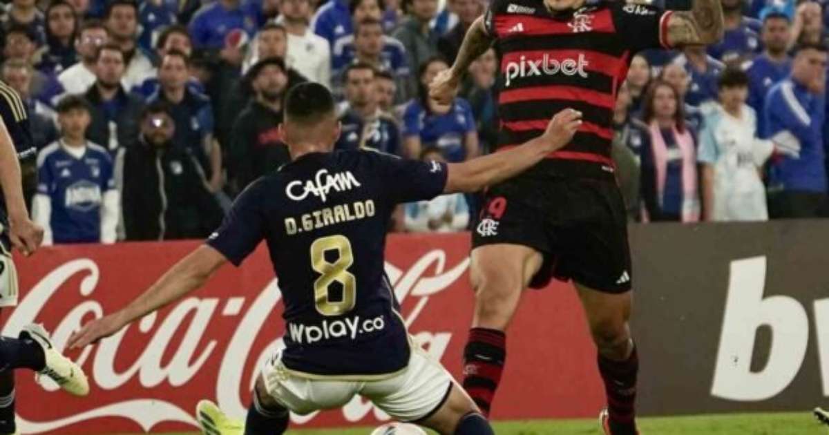 Pedro enfrenta desafio da altitude, porém mantém postura profissional no futebol