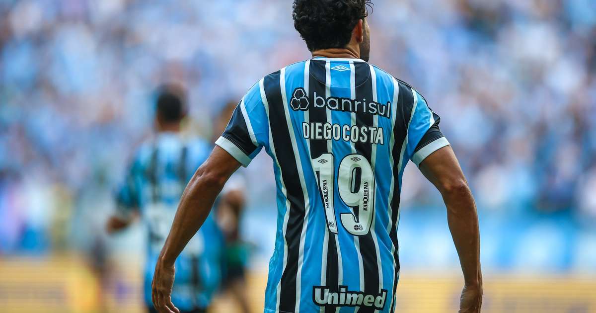 Web elogiza atuação de Diego Costa e o considera Craque do Campeonato