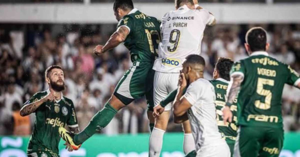 Absolutos na bola aérea, Palmeiras e Santos testam jogadas-chave na final.