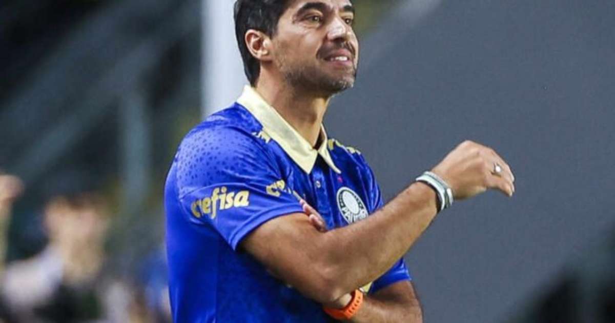 Abel Ferreira Declara Amor ao Palmeiras após Conquista de Títulos.