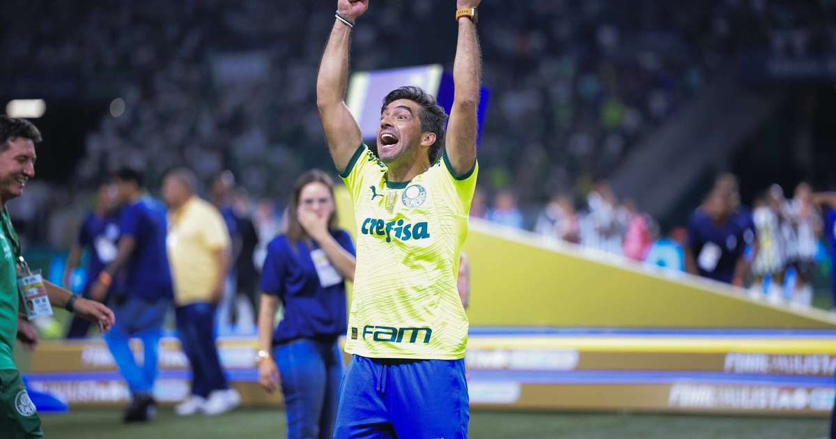 Abel Ferreira iguala recorde de títulos como técnico do Palmeiras