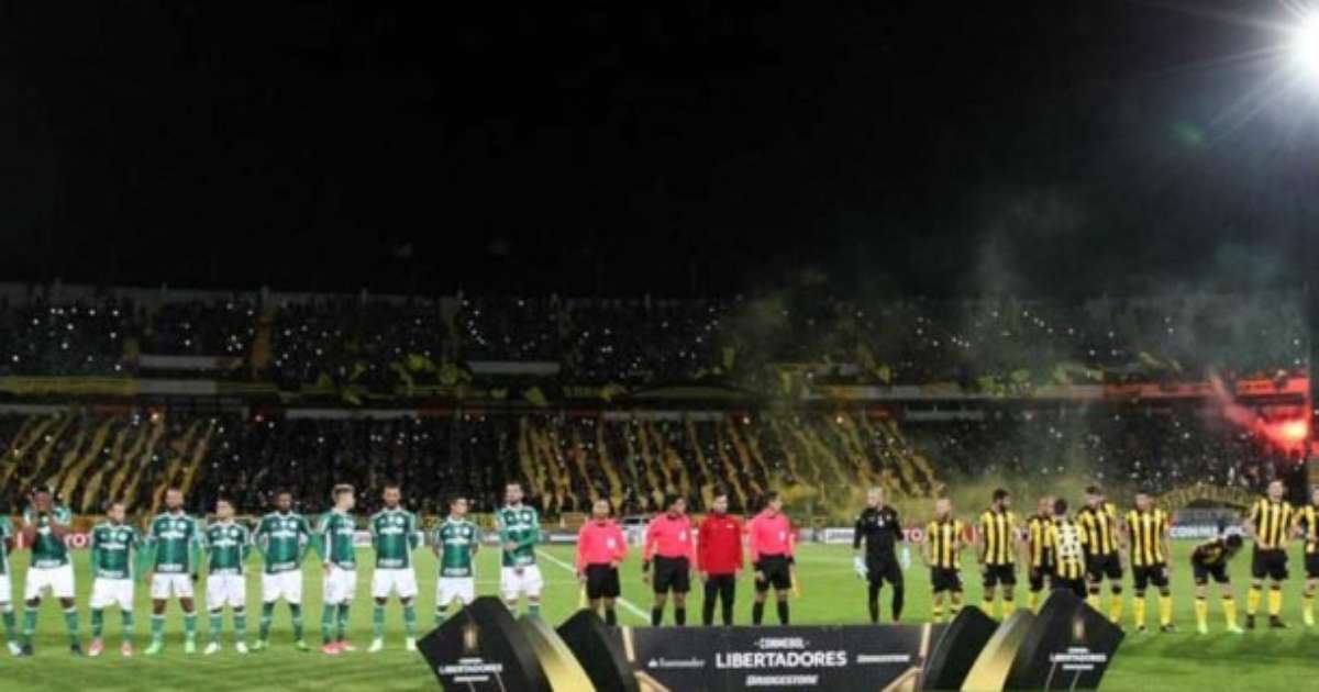 Palmeiras reencontra time uruguaio em confronto após sete anos no futebol.