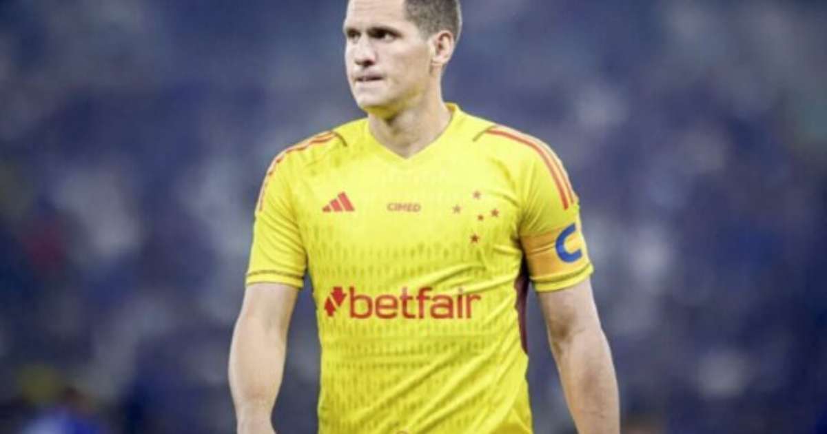 Futuro de Rafael Cabral no Cruzeiro: Seabra se posiciona sobre permanência.