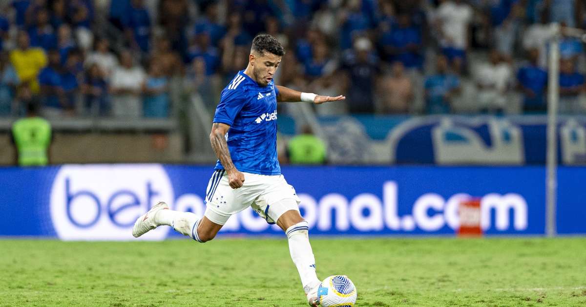 William se destaca em participações em gols entre laterais-direitos na temporada.