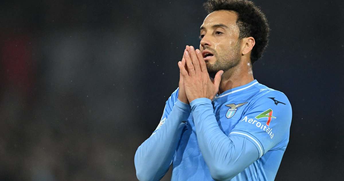 Diretor da Lazio critica acerto de Felipe Anderson com o Palmeiras