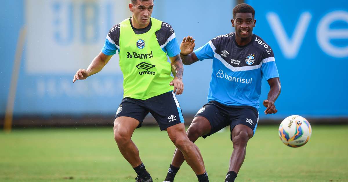 Grêmio enfrenta o Athletico em busca da primeira vitória no Brasileirão