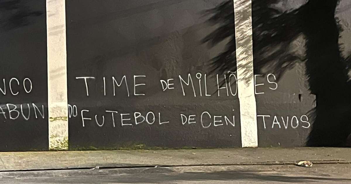 Corinthians sofre ato de vandalismo após derrota contra o Argentinos Juniors.