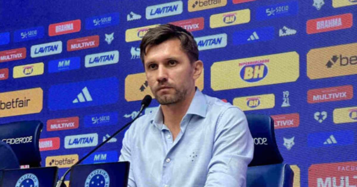 Paulo André comenta transferência de ex-Cruzeiro para o Vasco: valor salarial significativo.