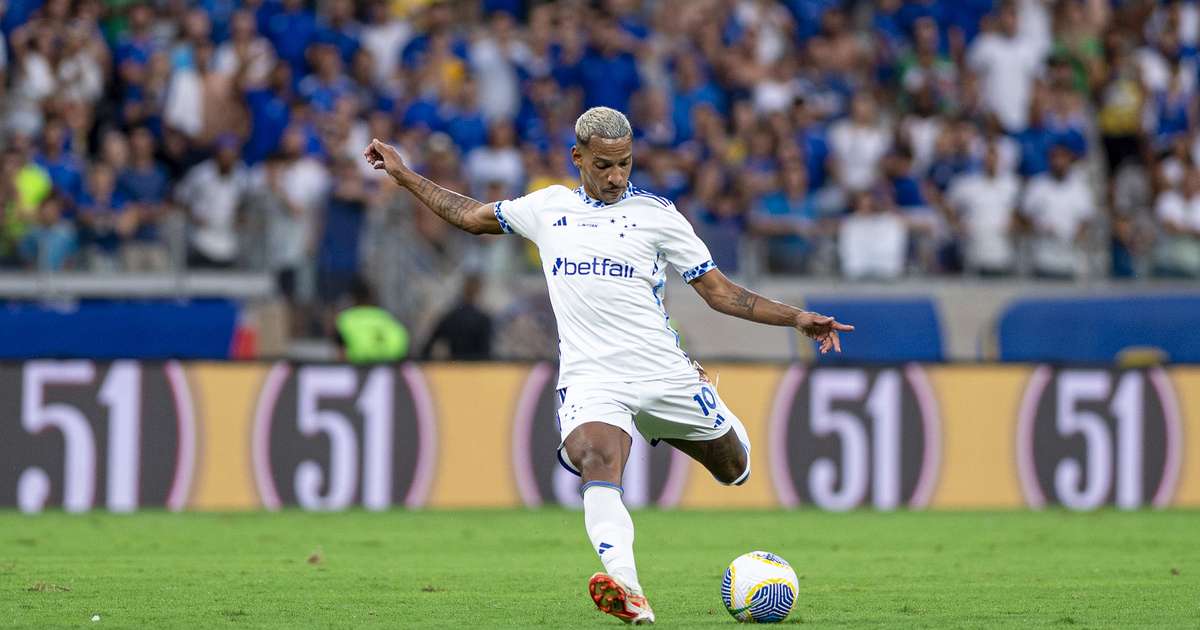 Vitória do Cruzeiro garante retomada de confiança, afirma Matheus Pereira.