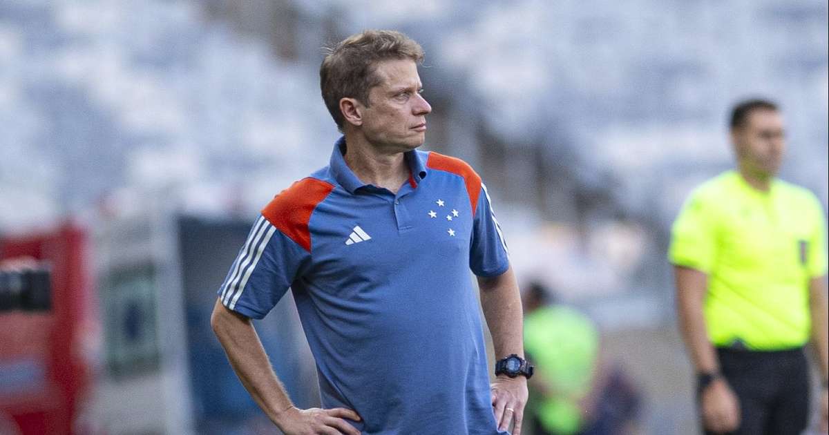 Seabra elogia time do Cruzeiro e não comenta sobre negociação da SAF