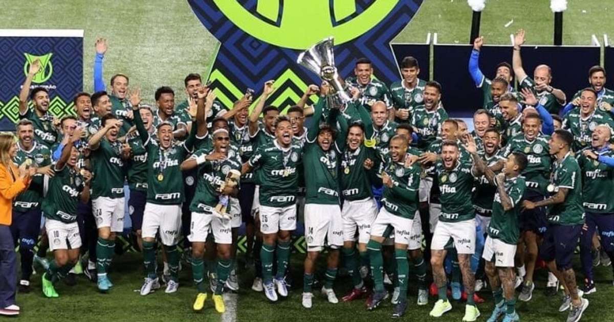 Palmeiras supera obstáculos e alcança campanha vitoriosa no Brasileirão.
