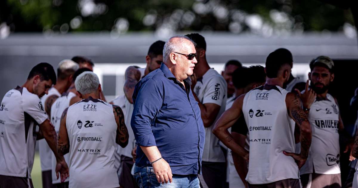 Bastidores do Corinthians Após Demissão de Rubão por Augusto Melo