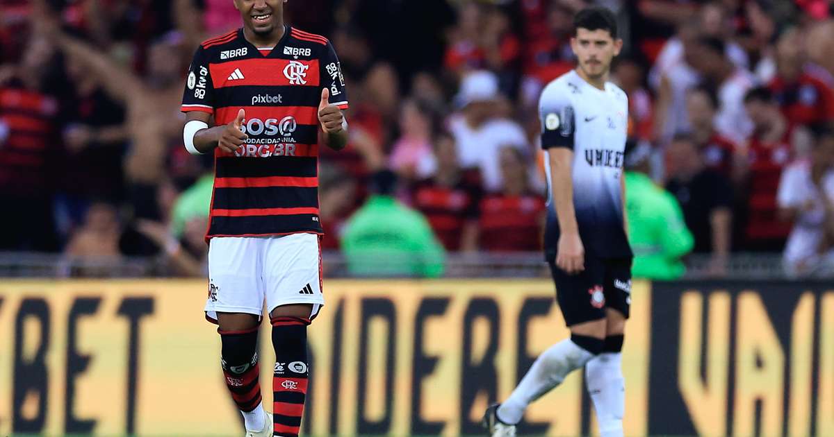 Destaque de Lorran em Vitória do Flamengo sobre o Corinthians: notas e análise.
