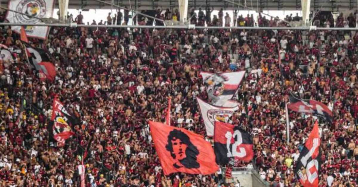 Crescimento das Torcidas de Quatro Times Grandes no Futebol Brasileiro