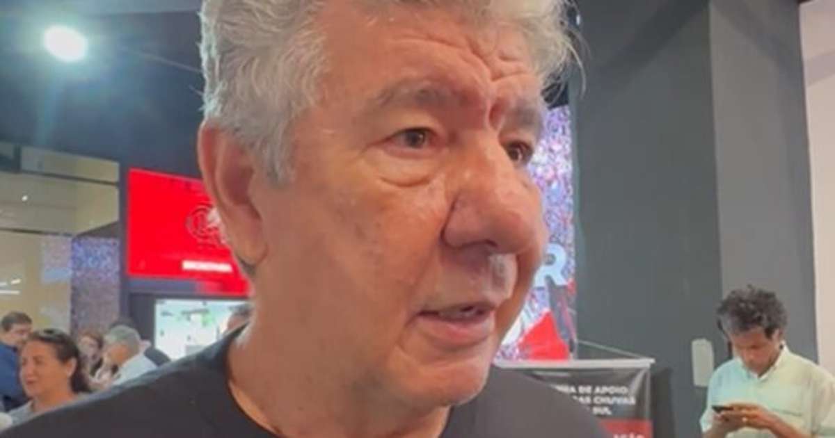 Velório de Joel Santana: Apolinho recorda apelidos do ex-jogador em homenagem.