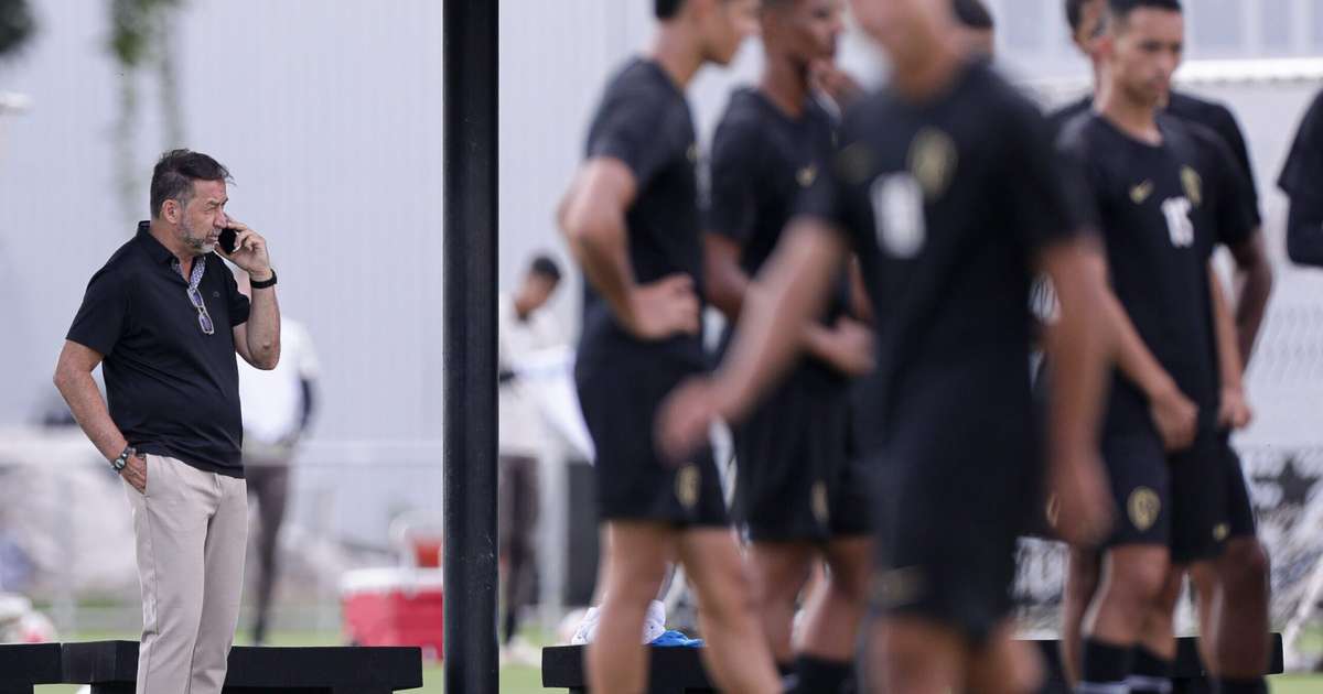 Corinthians inicia atividades e Grêmio define local de treinamento.