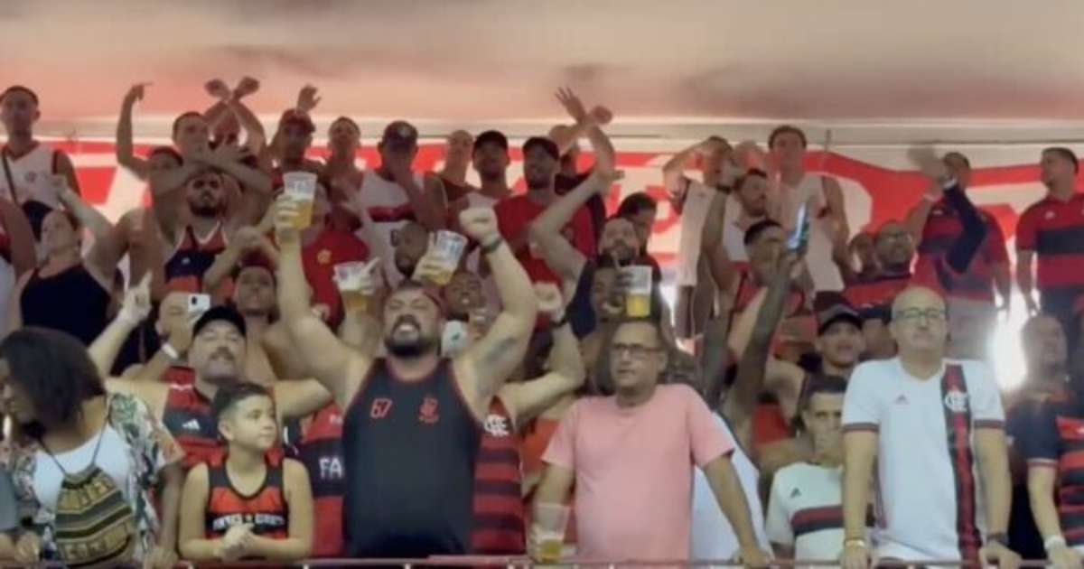 Gabigol Hostilizado por Torcida do Flamengo em Jogo de Basquete