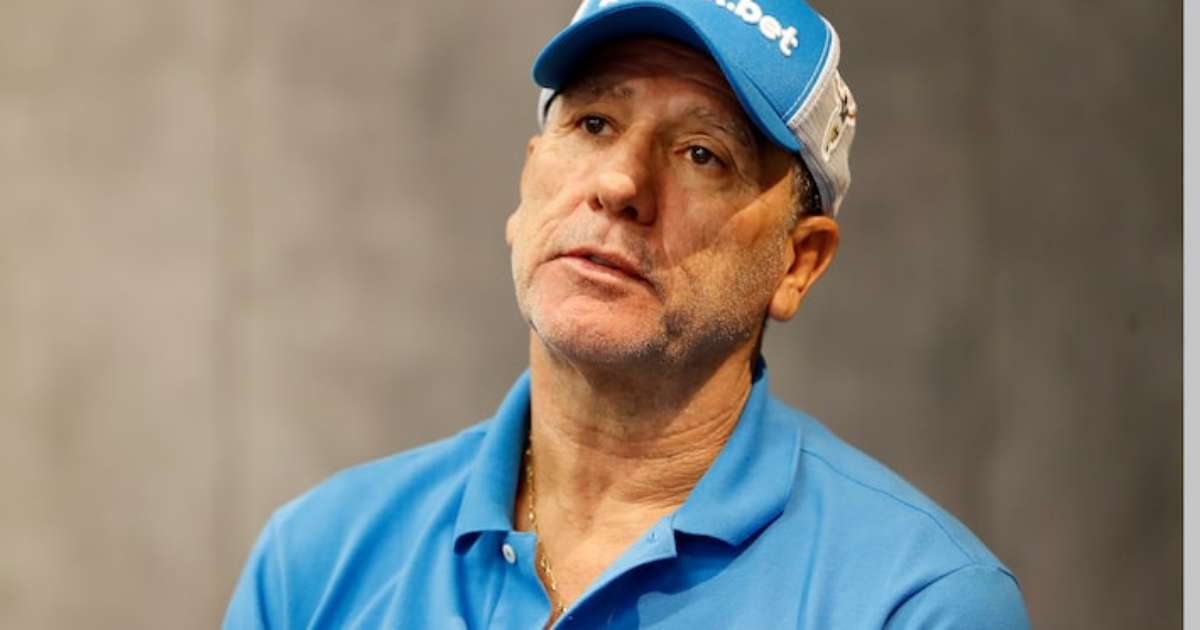 Renato gaúcho defende campeonato brasileiro sem rebaixados após tragédia no Rio Grande do Sul.