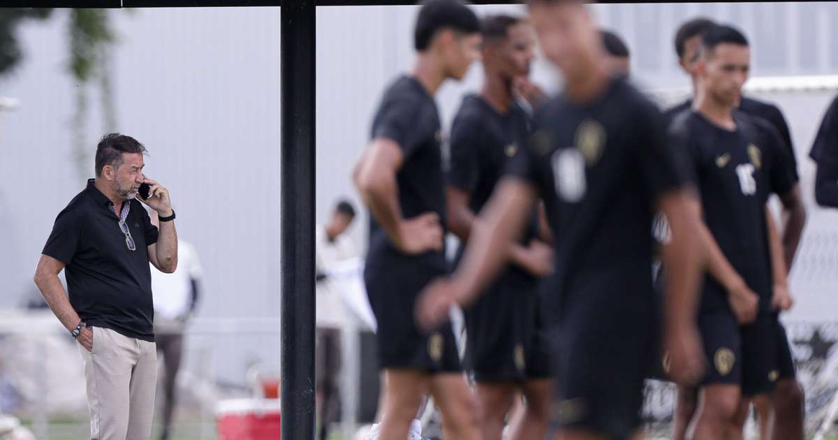 Bastidores do Corinthians: Diretor se Afasta e Presidente Enfrenta Impeachment