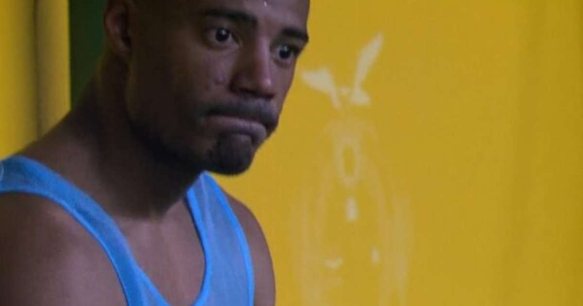 De la Cruz lesiona joelho direito e preocupa no Flamengo