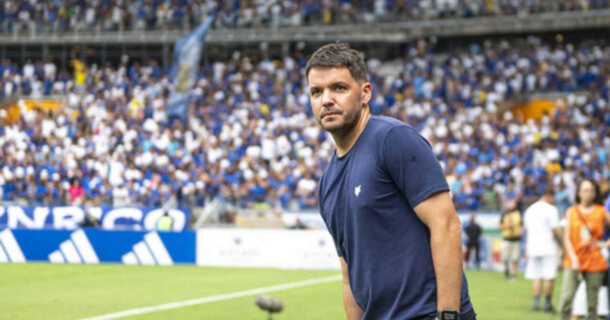 Possível interesse do Independiente em Nicolás Larcamón, ex-Cruzeiro, é especulado.
