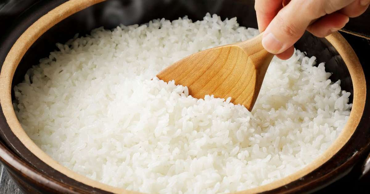 Não precisa sofrer! Truque para salvar o arroz empapado