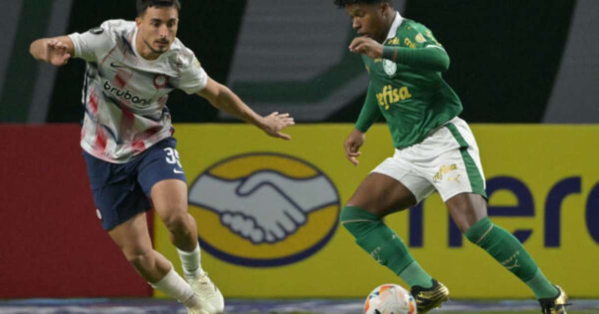 Palmeiras empata com San Lorenzo na despedida de Endrick em jogo emocionante.