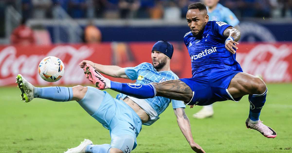 Rafa Silva destaca importância da vitória do Cruzeiro com gol marcado.