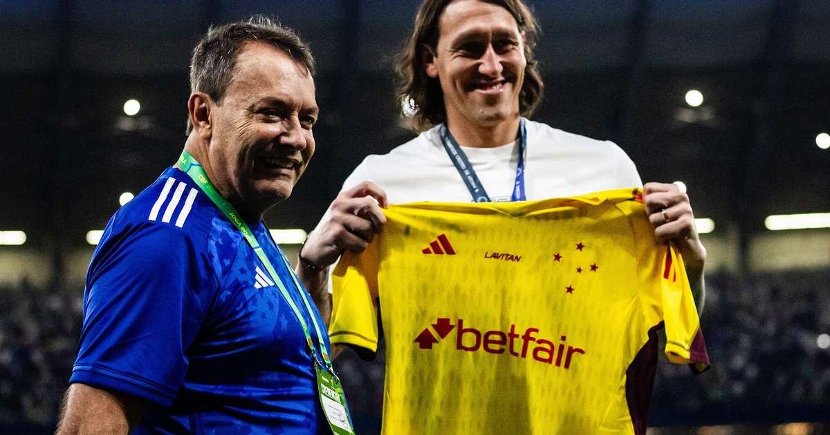 Cássio é Apresentado no Mineirão e Revela Novo Número de Camisa