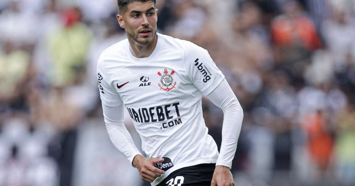 Pedro Raul perde espaço no Corinthians durante crise de gols no Brasileirão.