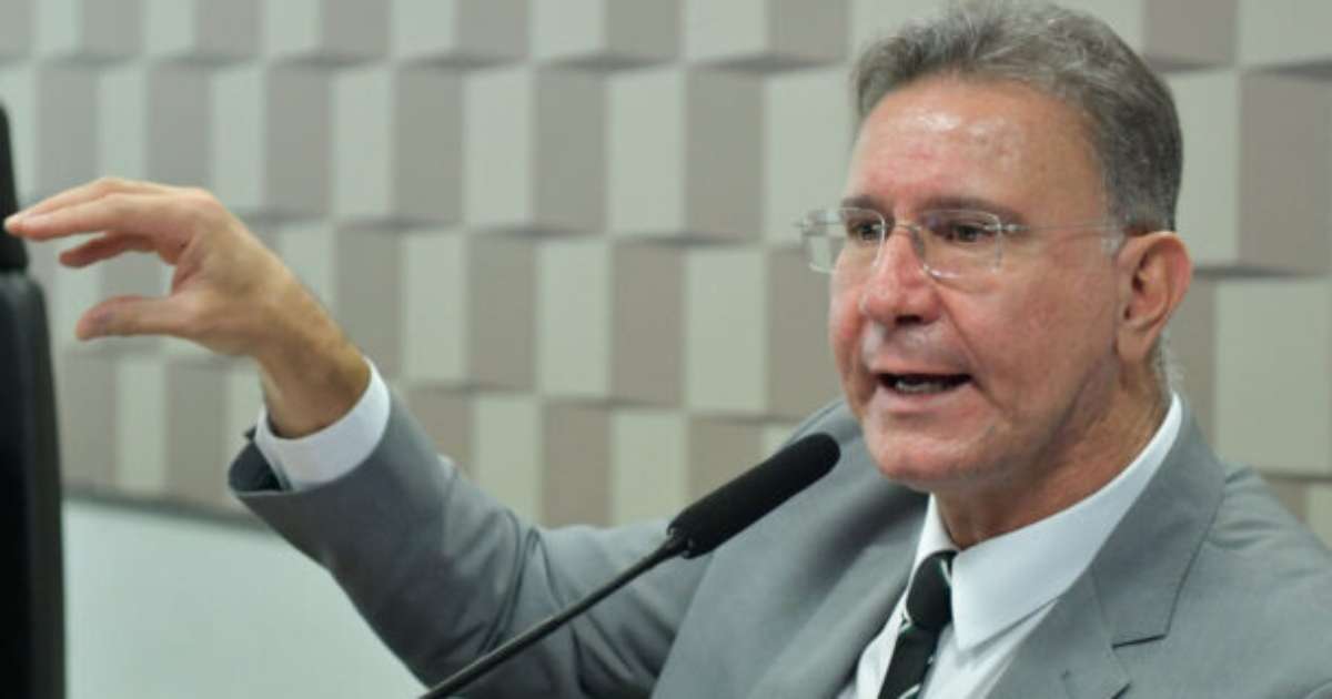 Clubes surpreendidos com omissão de imagens do VAR