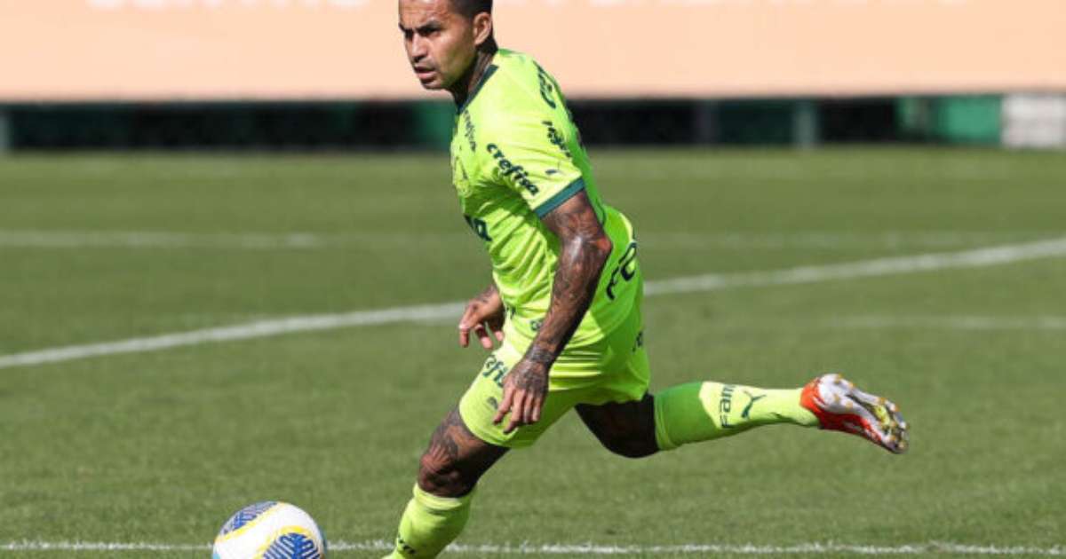 Dudu retorna com gol em jogo-treino do Palmeiras; Luan é ausência notada.