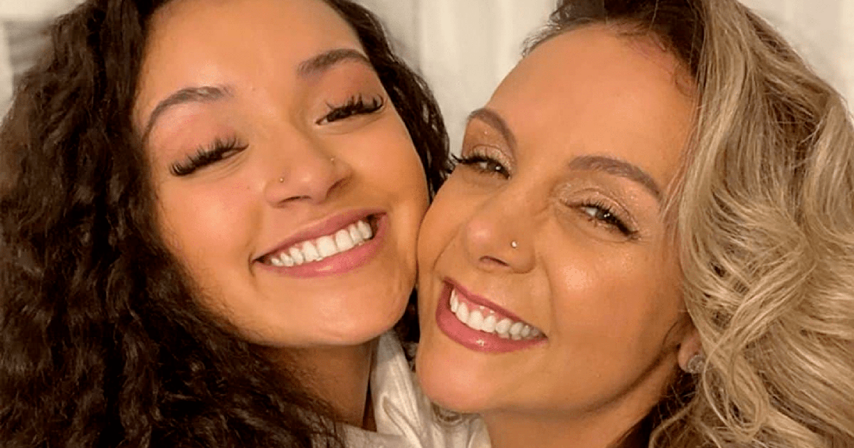 Filha de Xanddy e Carla Perez faz viagem romântica com a namorada; confira