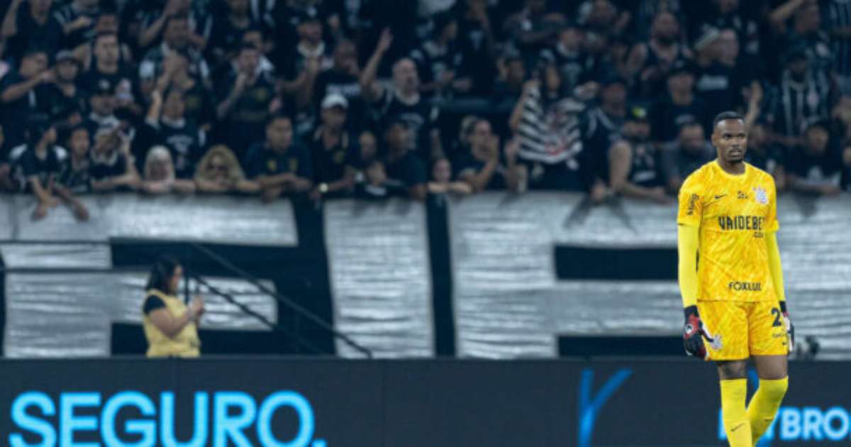 Augusto Melo afirma não ter recebido proposta por Carlos Miguel