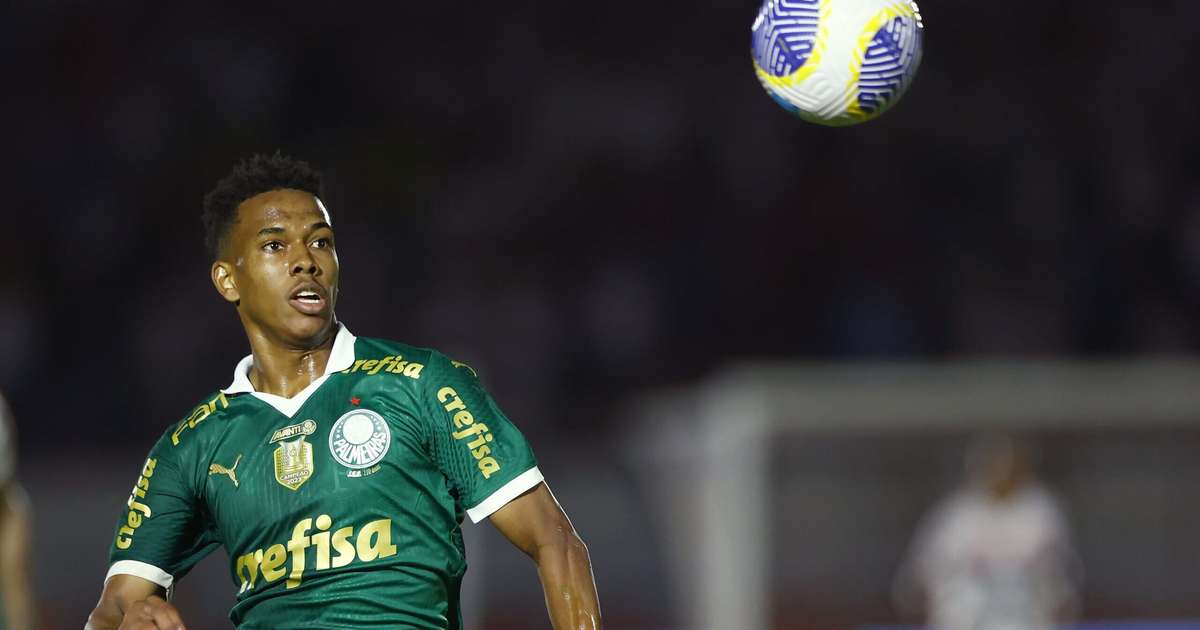Estêvão analisa preparação do Palmeiras e projeta duelo contra o Vasco no Brasileirão