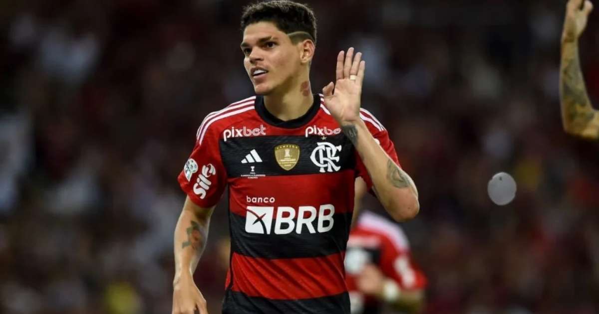 Ayrton Lucas é Ausência Confirmada do Flamengo Contra o Grêmio