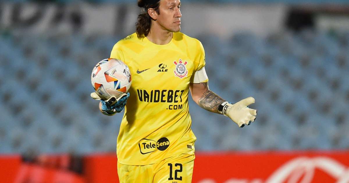 Corinthians assume dívida de R$ 3 milhões com Cássio, abrindo mão de multa.