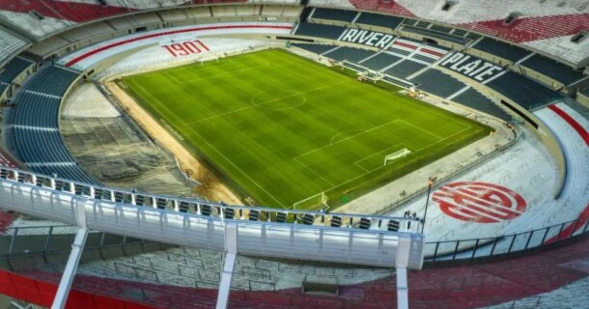 Final da Libertadores será no Monumental em Buenos Aires, diz jornalista especializado.