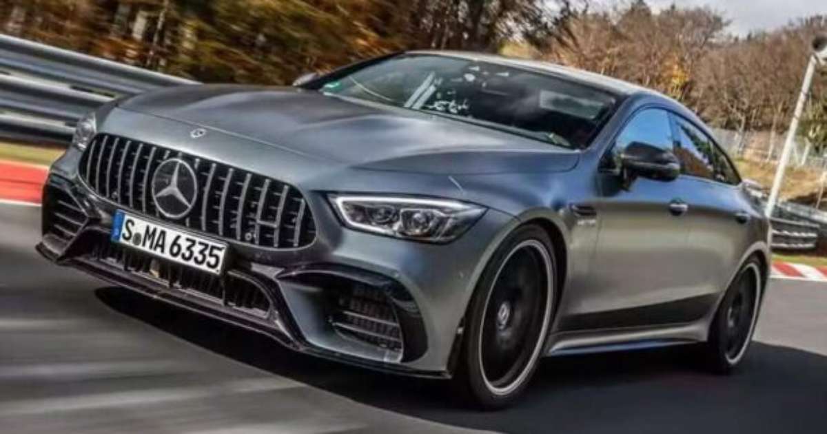Jogador do São Paulo recorda furto de Mercedes em meio ao vício por carros