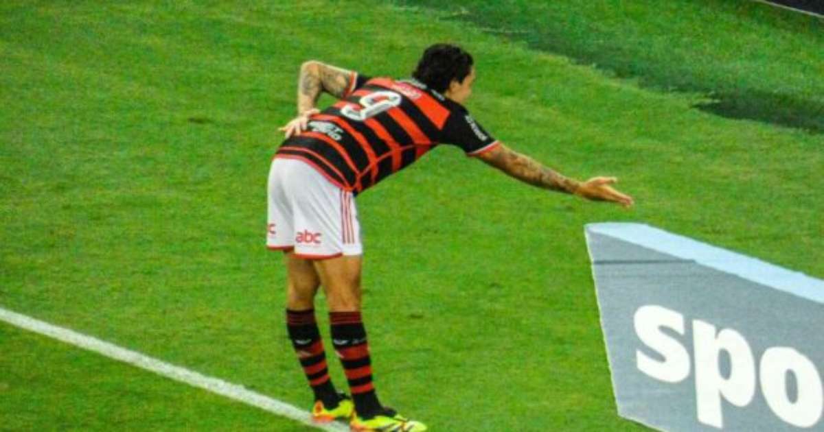 Pedro elogia frequência de Neymar no Maracanã durante entrevista no estádio