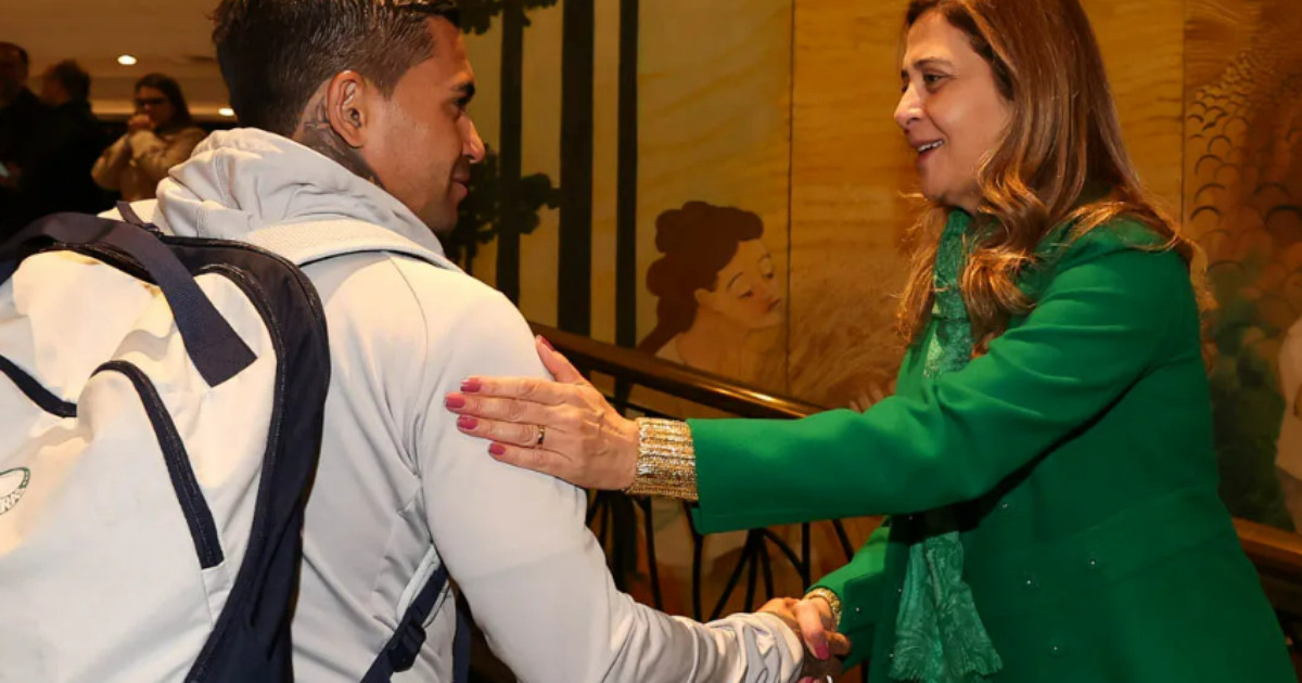 Presidente do Palmeiras, Leila Pereira, impressiona com postura profissional durante novela Dudu