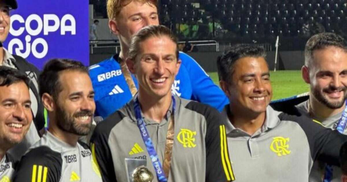 Novo reforço: Filipe Luís se prepara para estrear no sub-20 do Flamengo