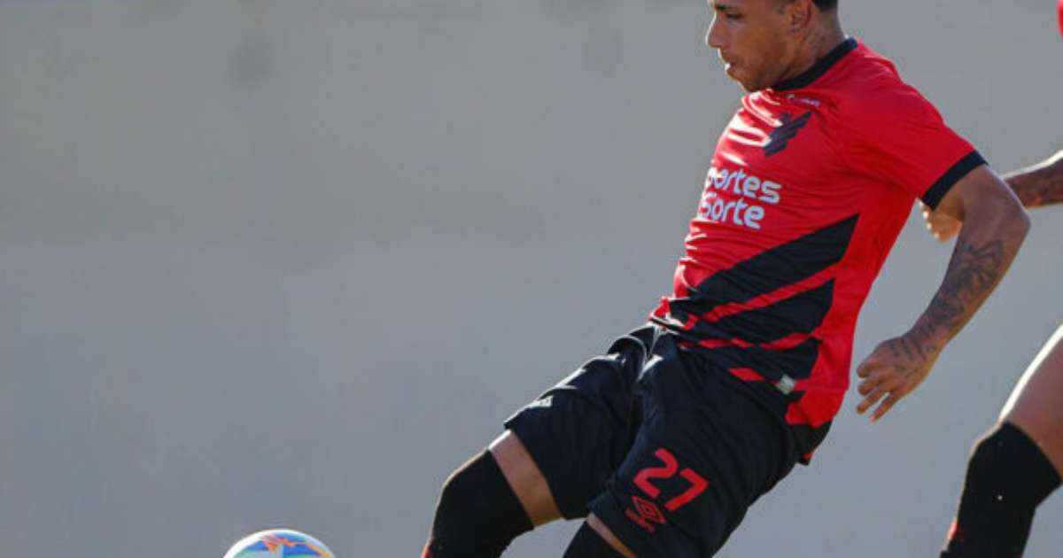 Empréstimo de Petterson para clube português após indisciplina no Athletico.