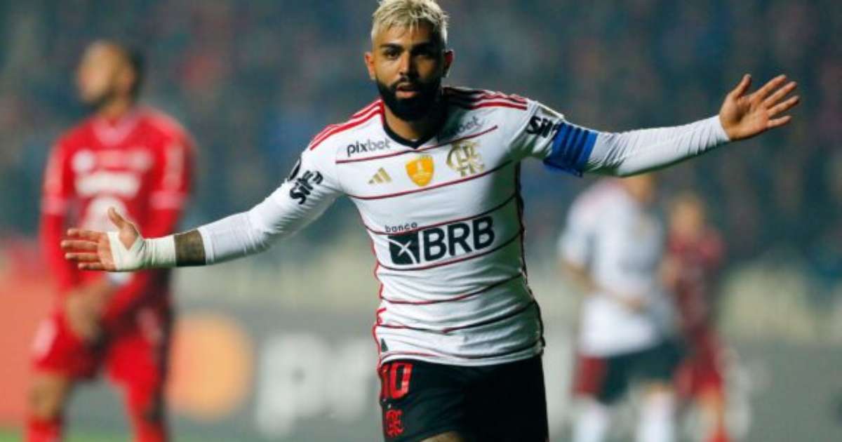 Gabriel Barbosa ganha destaque no Cruzeiro após saída de Dudu.