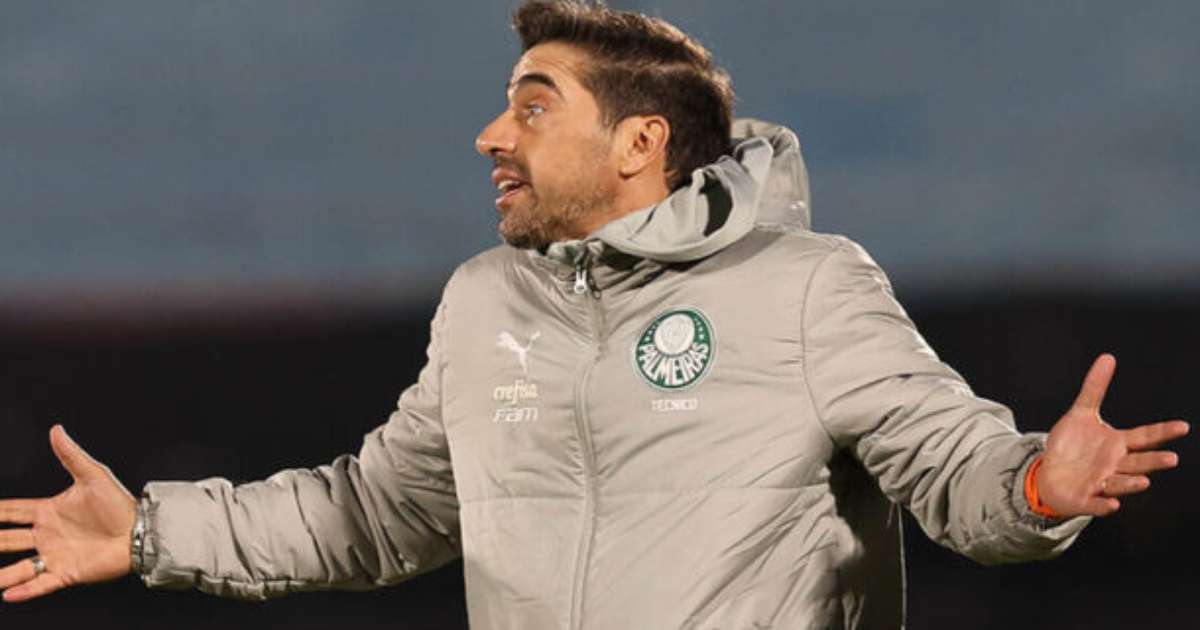 Volante do Al Saad revela expectativa pelo técnico Abel Ferreira para próxima temporada