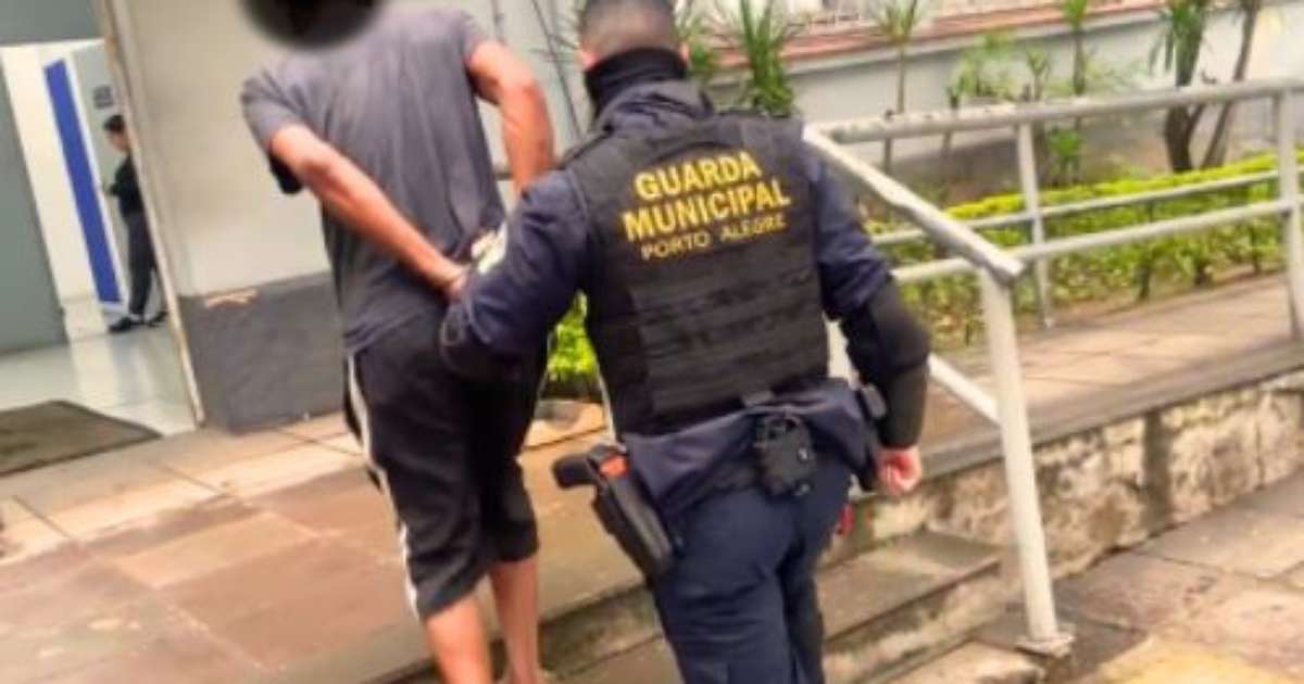 Homem é Preso Em Terreno Baldio Na Cidade Baixa