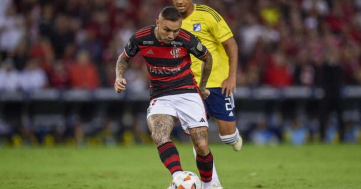 Flamengo confirma lesão de Everton Cebolinha e prevê ausência de um mês.
