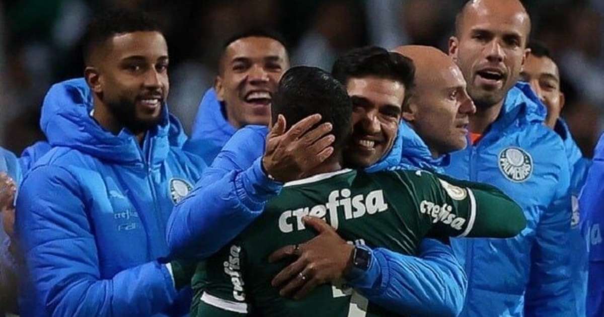 Motivos da não escalação de Dudu por Abel em jogo Palmeiras x Bragantino.